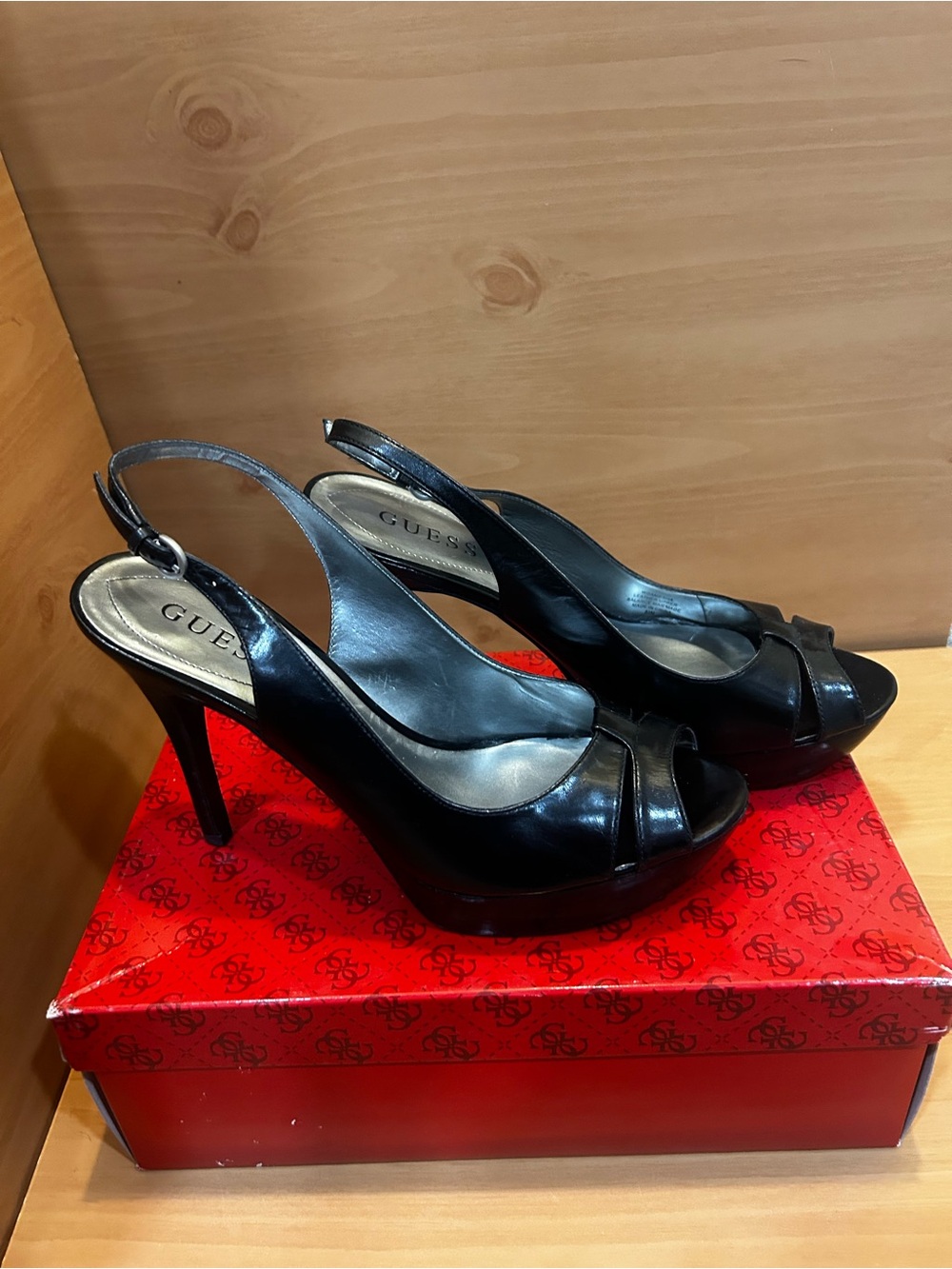 Guess Gamesha Black Leather Slingback Platform Heels Size 8.5M